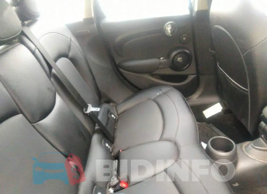 WMWXU1C5XG2D08114 Photo# 8