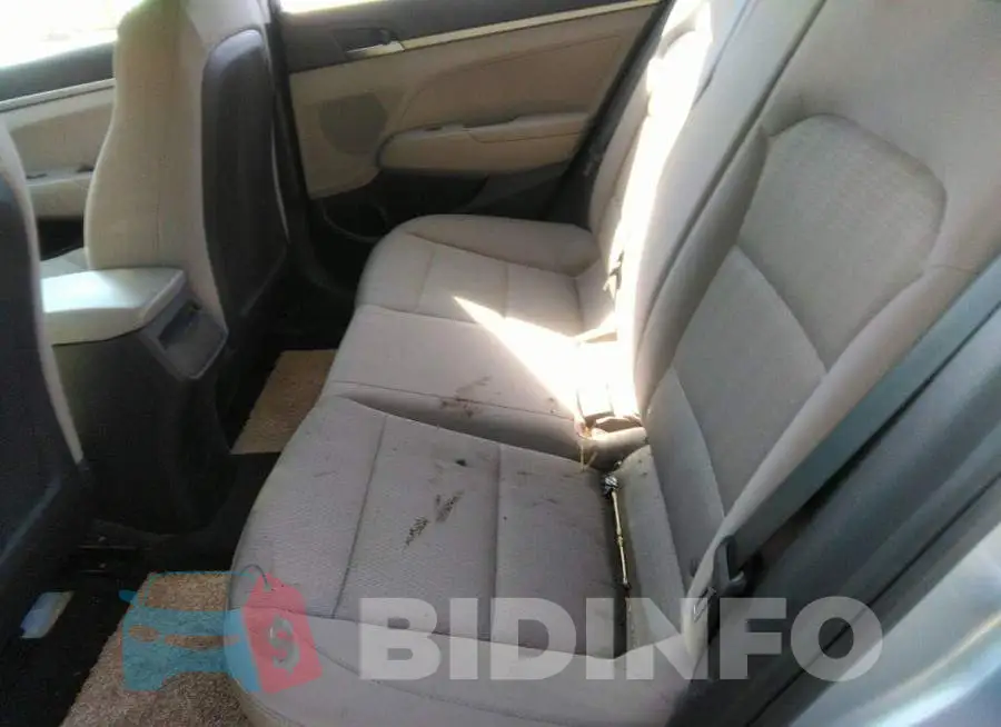 5NPD74LF4HH112741 Photo# 8