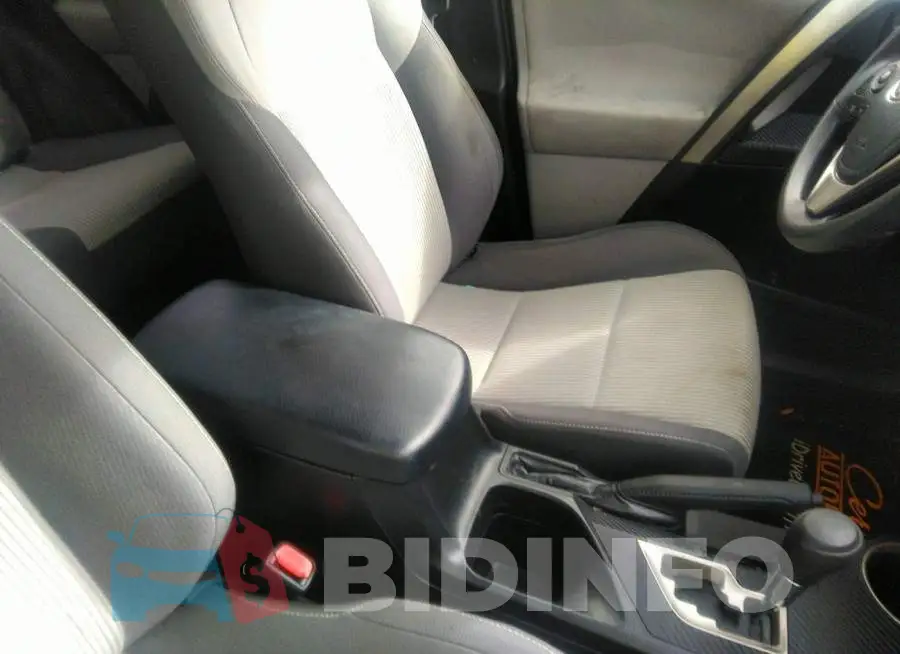 JTMRFREV9DD014833 Photo# 5
