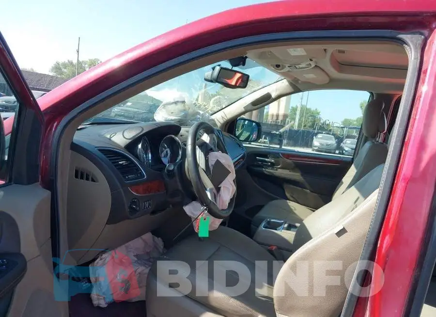 2C4RC1CG6GR175057 Photo# 5