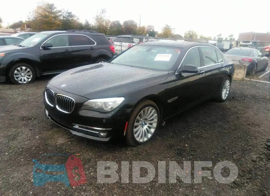 WBAYF8C52DD140215 Photo# 2