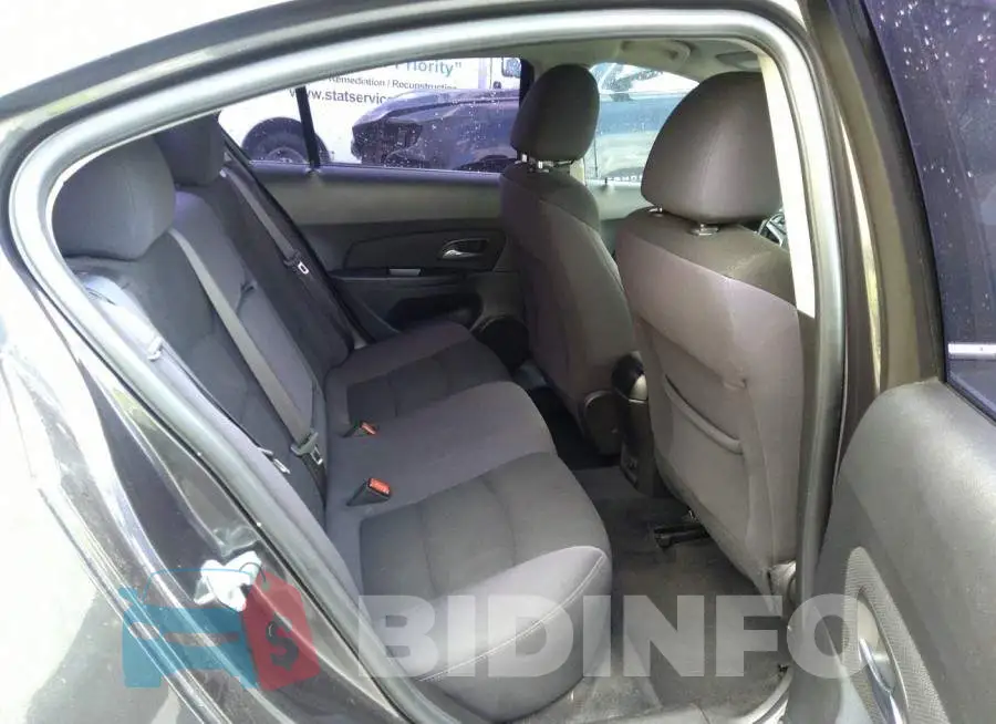 1G1PC5SB5E7174462 Photo# 8