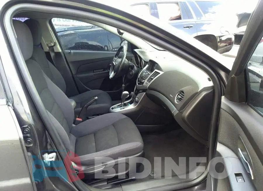 1G1PC5SB5E7174462 Photo# 5