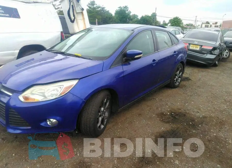 1FADP3F22EL126010 Photo# 2