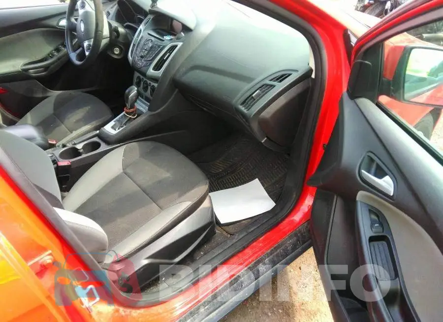1FADP3F26EL246182 Photo# 5