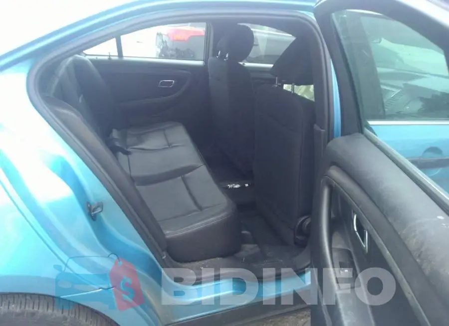 1FAHP2MK4FG112120 Photo# 8