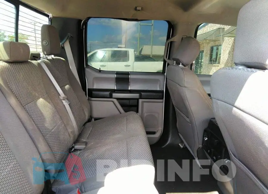 1FT7W2B65JEB15921 Photo# 8