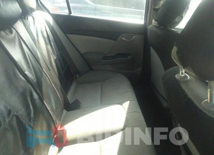 19XFB2F50FE266203 Photo# 8