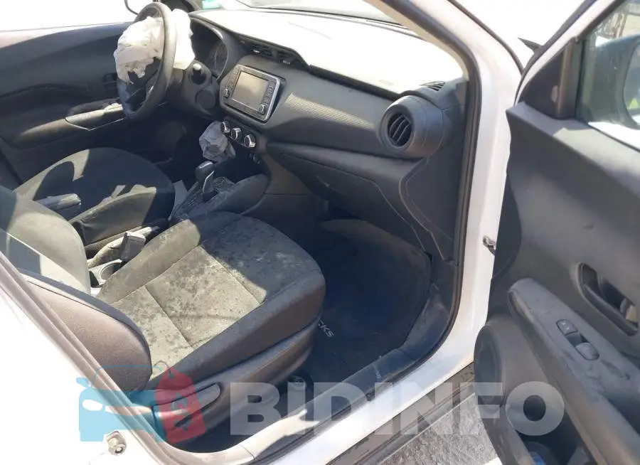 3N1CP5BV3PL470893 Photo# 5