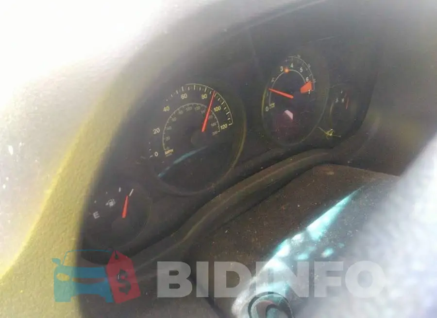 1C4NJPBB0FD386477 Photo# 7