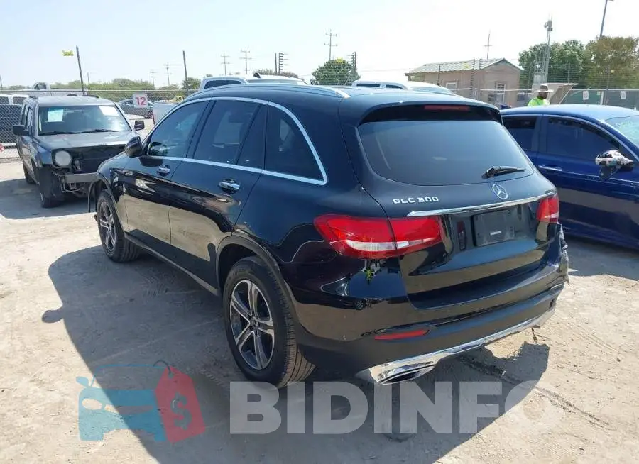 WDC0G4JB9KV152717 Photo# 3