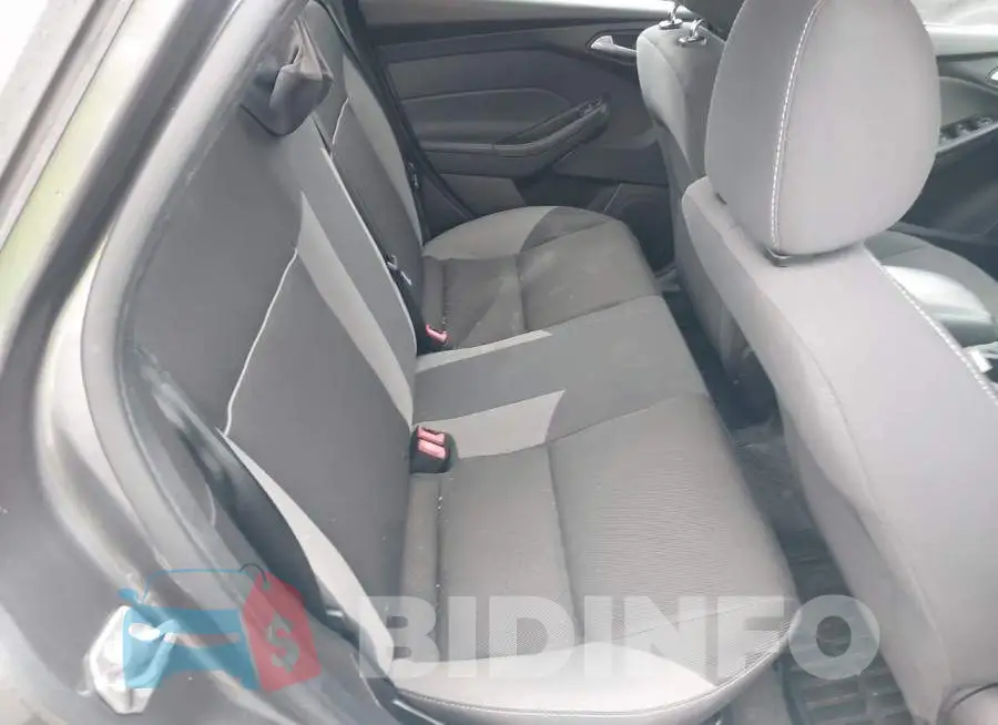 1FADP3F25EL346077 Photo# 8