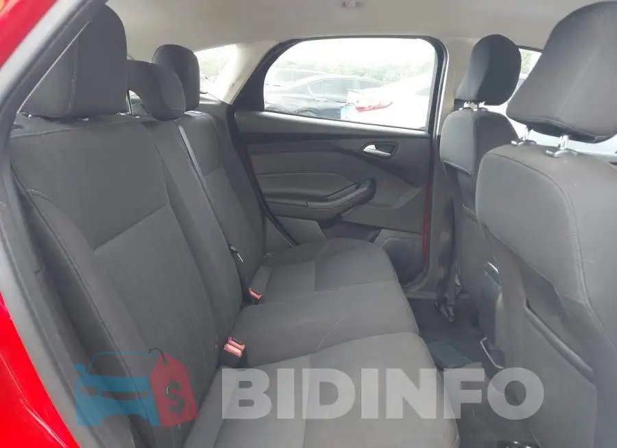 1FADP3K22FL350658 Photo# 8