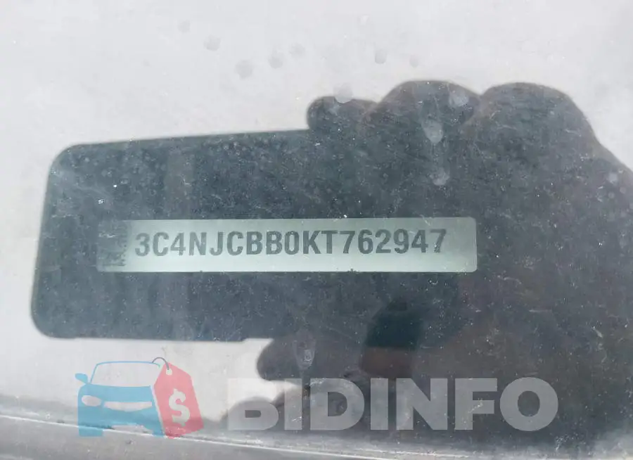 3C4NJCBB0KT762947 Photo# 9