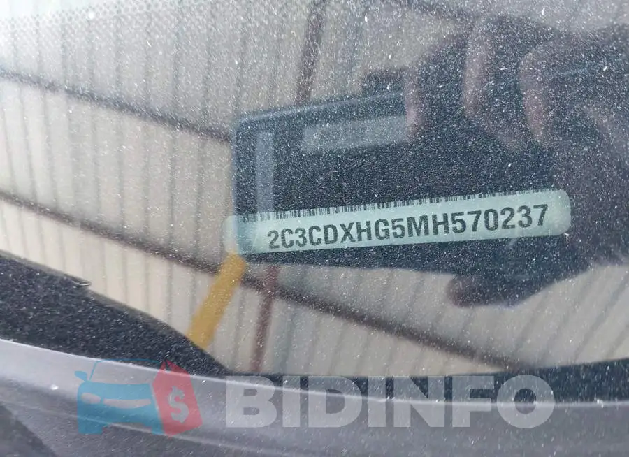 2C3CDXHG5MH570237 Photo# 9