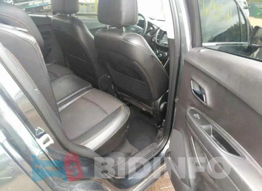 3GNCJLSB8HL226979 Photo# 8