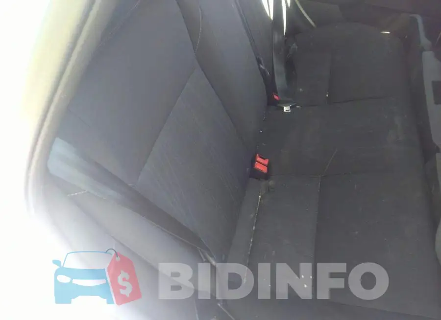 1FADP3F20JL313059 Photo# 8