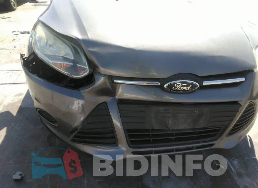 1FADP3F22EL355626 Photo# 6
