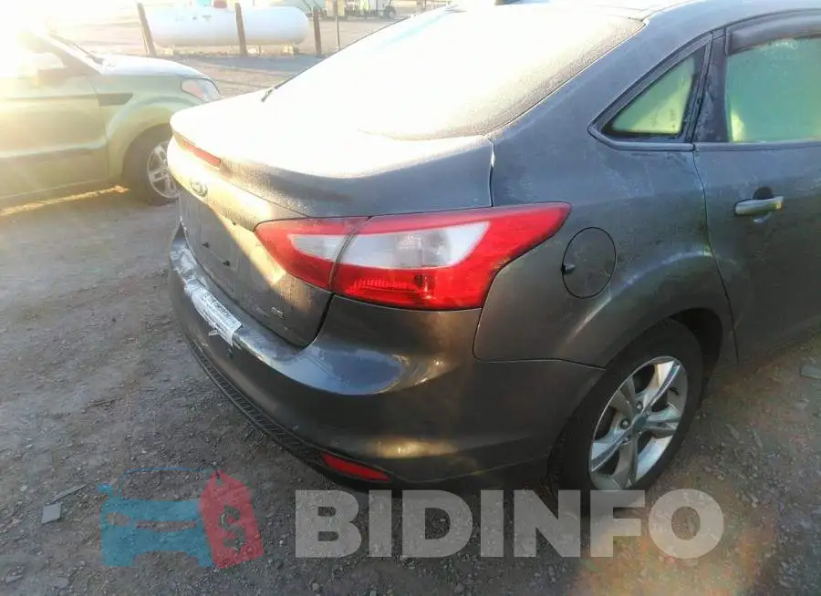 1FADP3F2XDL378599 Photo# 6
