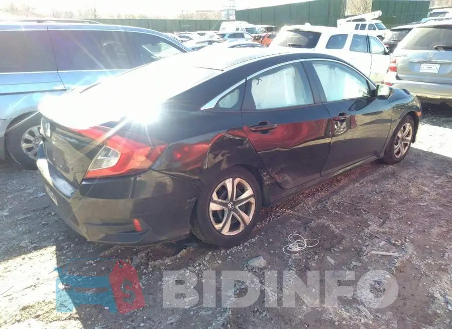 19XFC2F52JE209670 Photo# 4