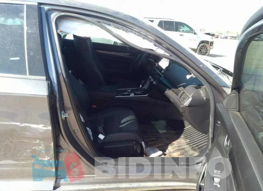 1HGCV1F38LA138178 Photo# 5