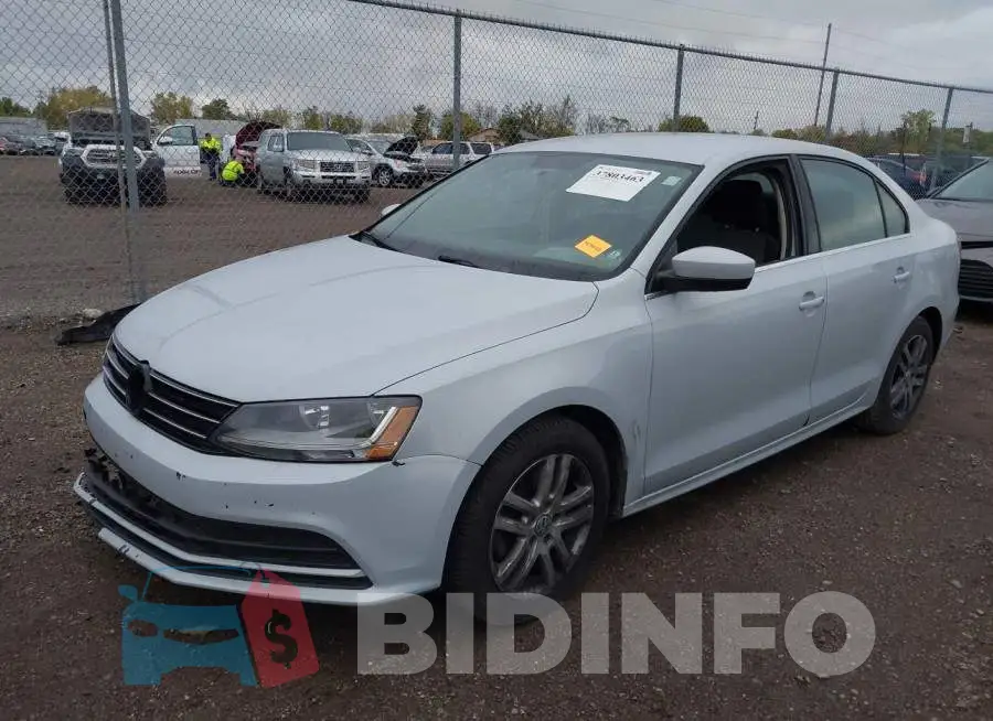 3VW2B7AJ4HM357285 Photo# 2