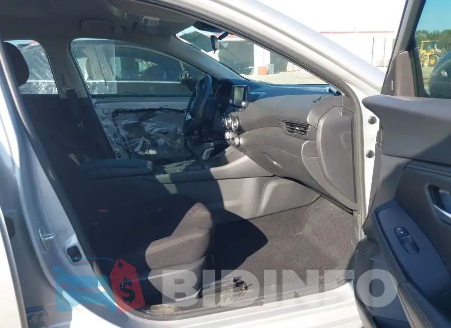 3N1AB8BV8PY290027 Photo# 5