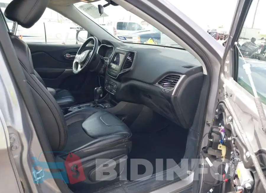 1C4PJLLB7KD393209 Photo# 5