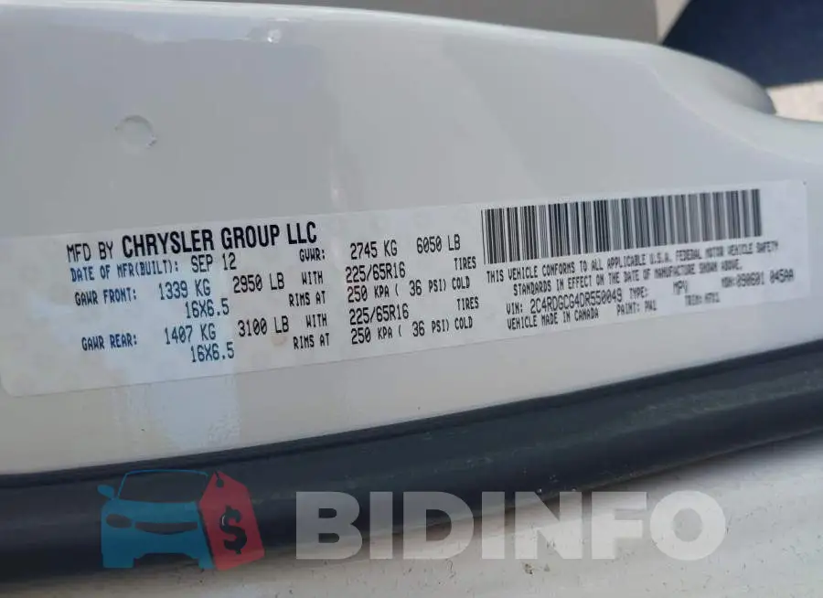 2C4RDGCG4DR550049 Photo# 9