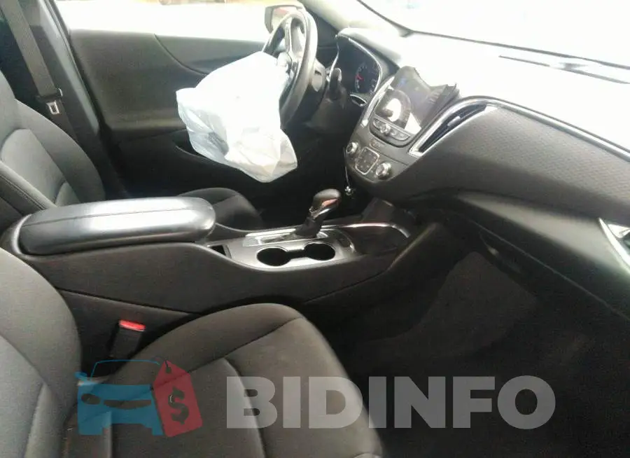 1G1ZD5ST8MF026017 Photo# 5