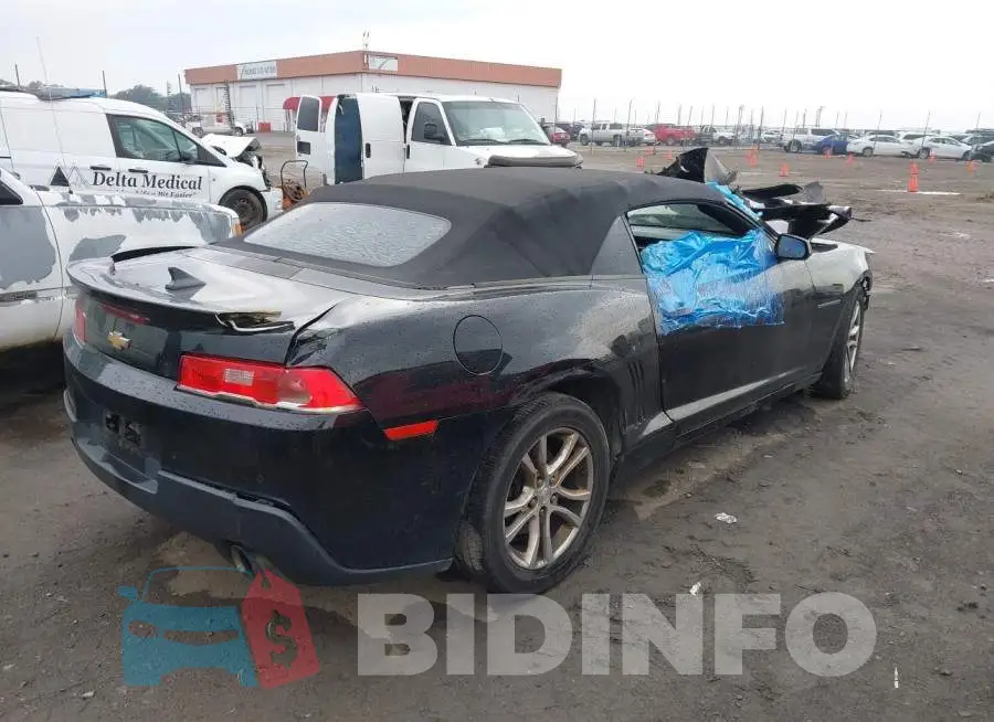 2G1FD3D38F9138090 Photo# 4