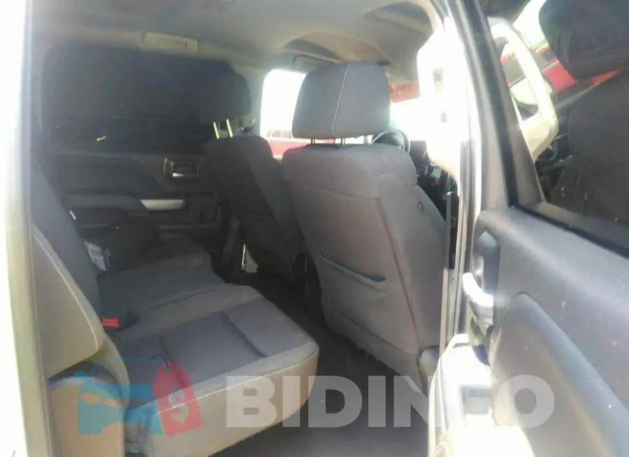 3GCPCREC2JG158477 Photo# 8
