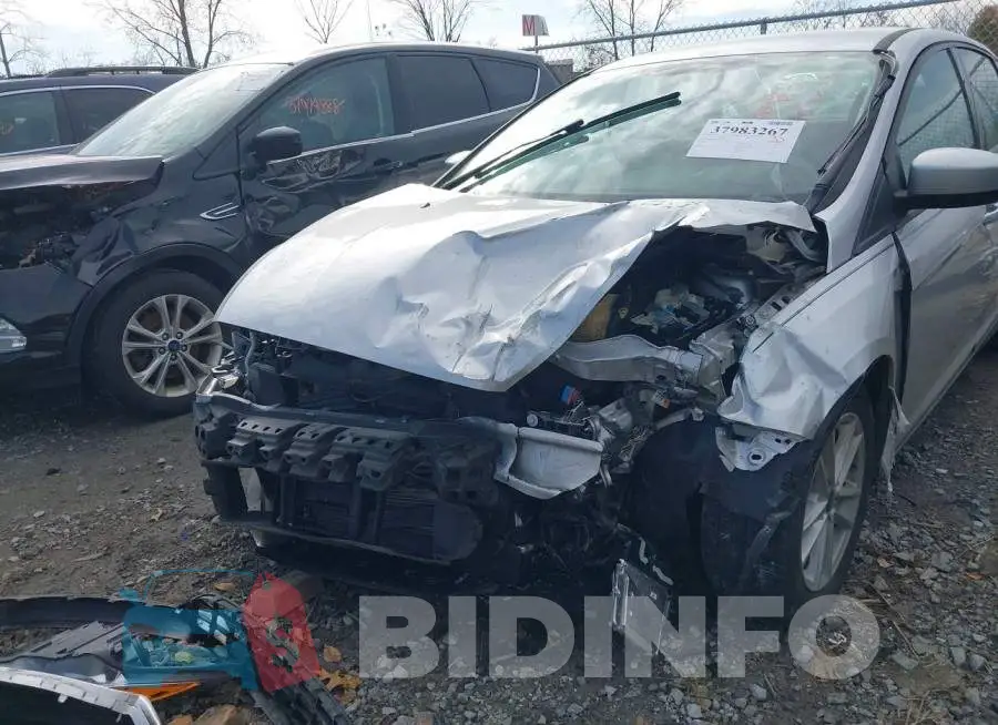 1FADP3FE5JL282370 Photo# 6