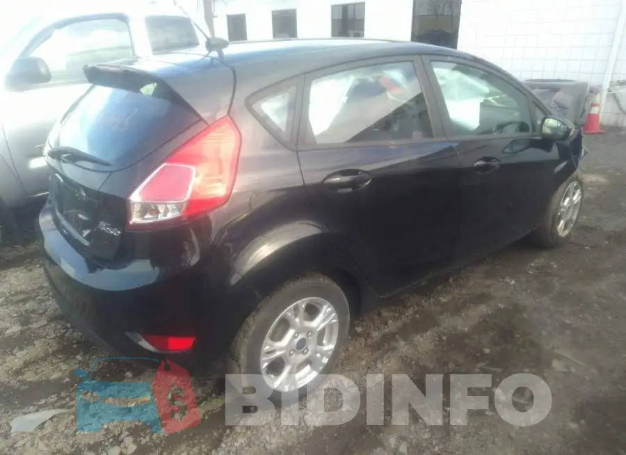 3FADP4EJ3FM179703 Photo# 4