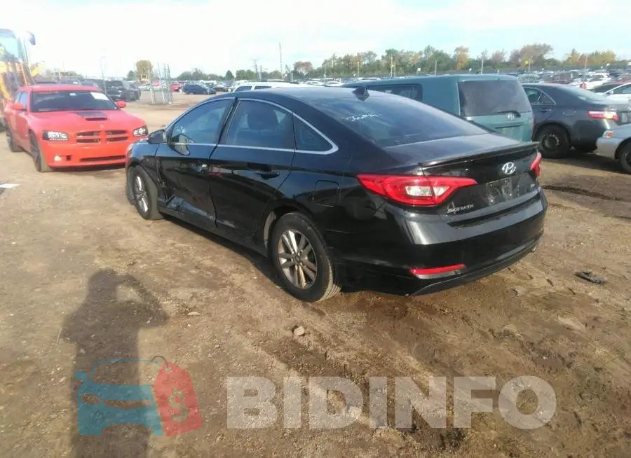 5NPE24AA1FH118049 Photo# 3