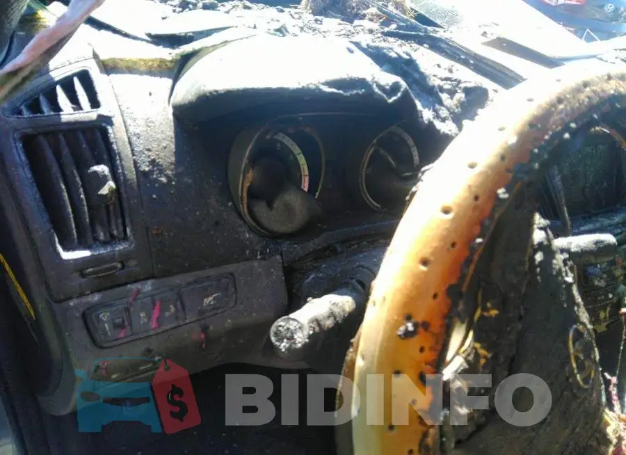 5NPEC4AC3EH841902 Photo# 7
