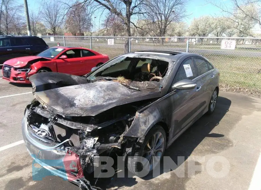 5NPEC4AC3EH841902 Photo# 6