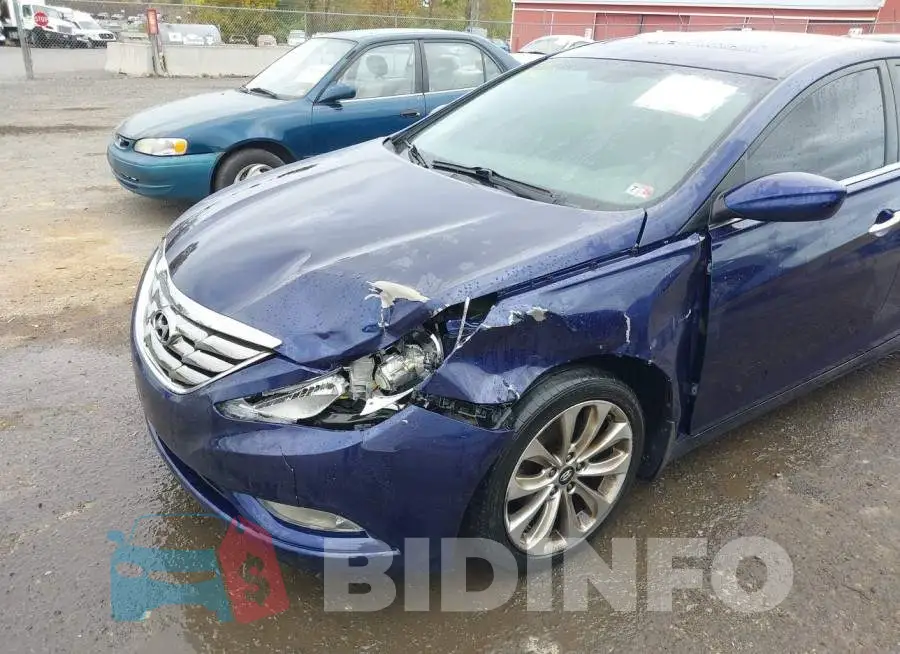 5NPEC4AC6DH811100 Photo# 6