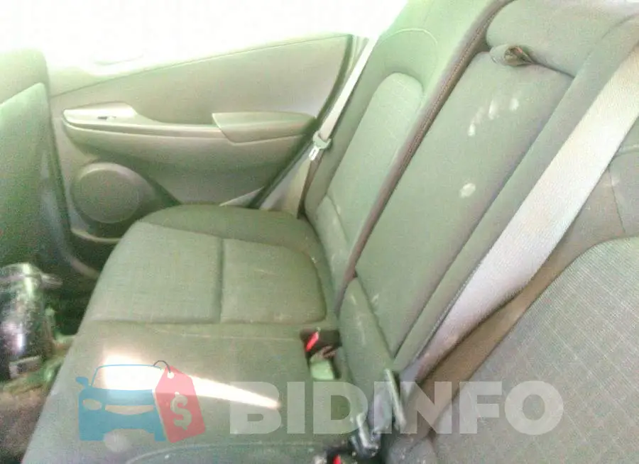 KM8K6CAB7PU948175 Photo# 8