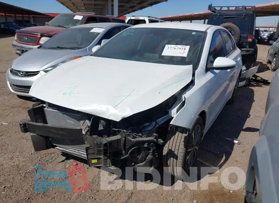 3KPF24AD4NE460242 Photo# 2