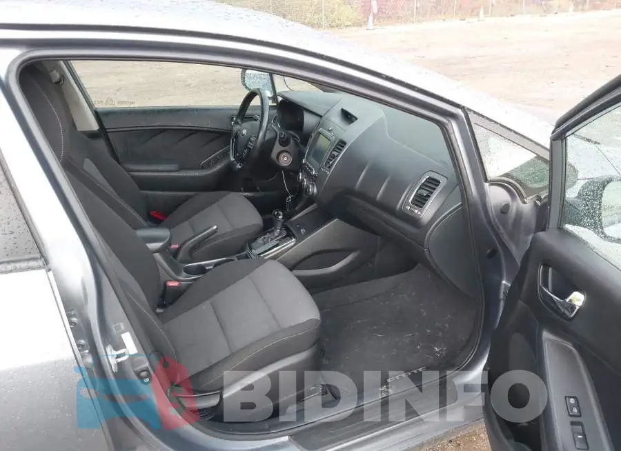 3KPFL4A74HE113635 Photo# 5