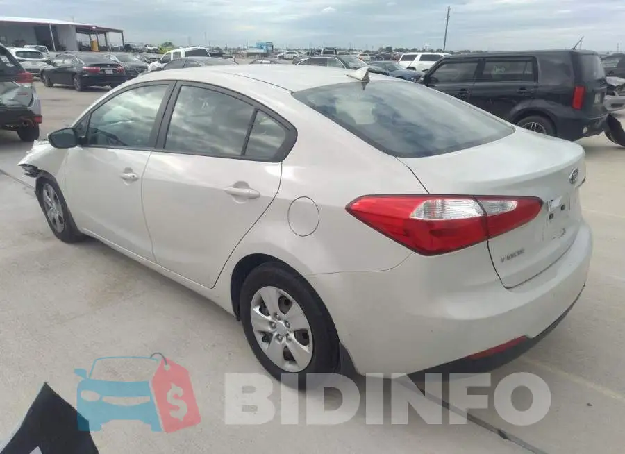 KNAFK4A68F5259696 Photo# 3