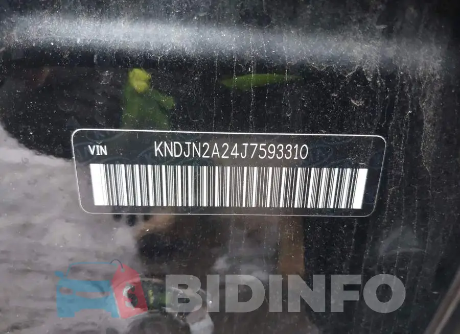 KNDJN2A24J7593310 Photo# 9