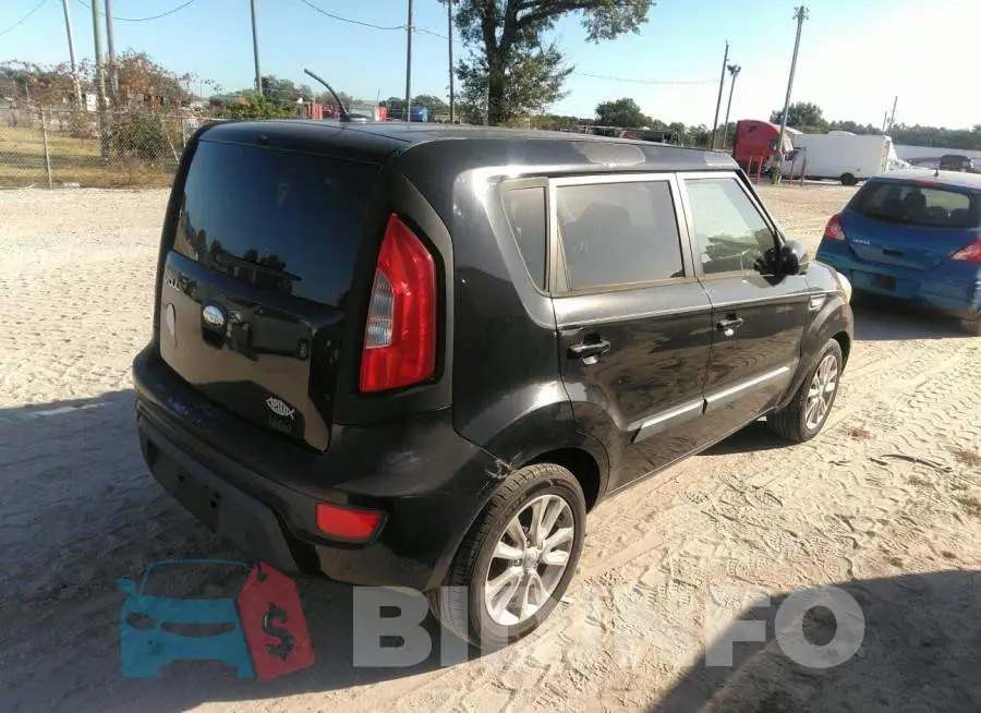 KNDJT2A52D7592564 Photo# 4