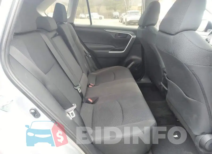 2T3F1RFV6KW037518 Photo# 8