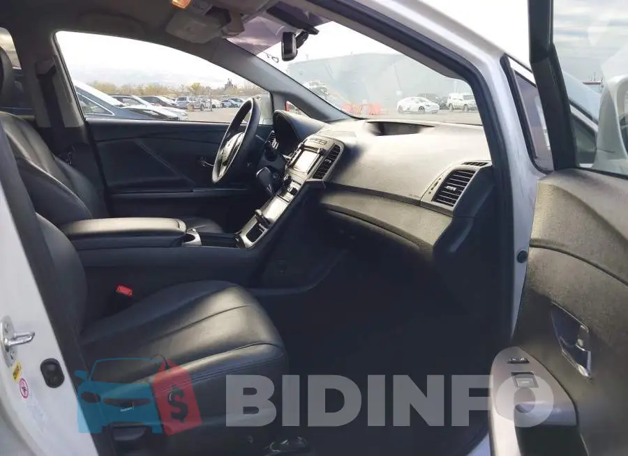 4T3BA3BB5EU064107 Photo# 5