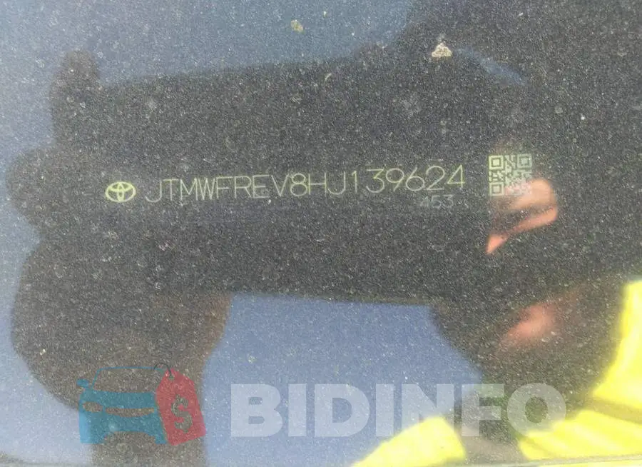 JTMWFREV8HJ139624 Photo# 9