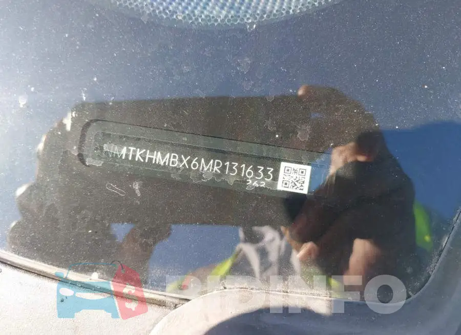 NMTKHMBX6MR131633 Photo# 9