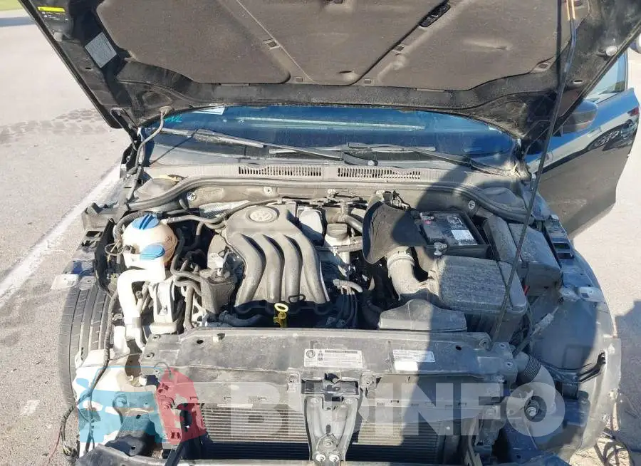 3VW2K7AJ4EM329157 Photo# 10