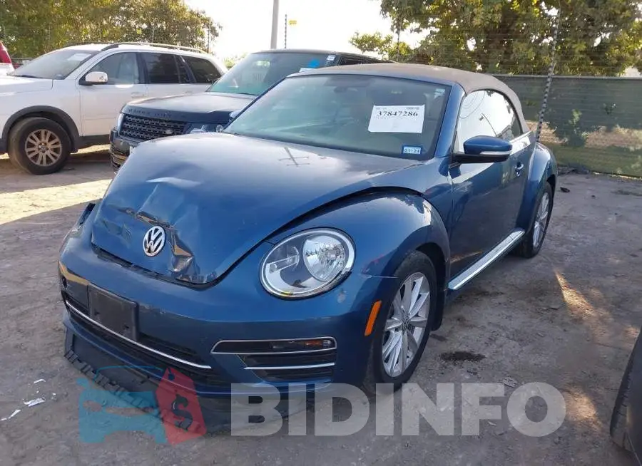 3VW5DAAT6KM508883 Photo# 2